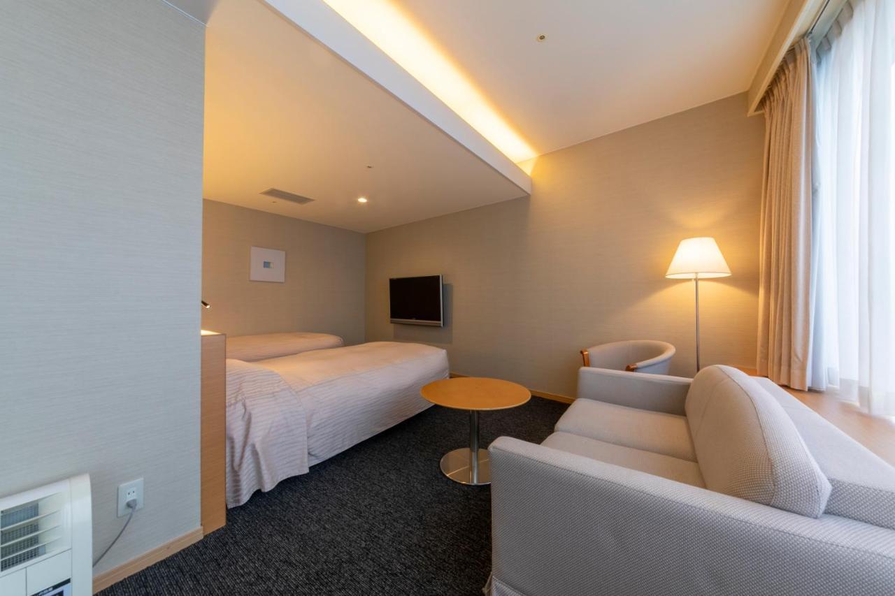 Hotel Landmark Γουακαγιάμα Εξωτερικό φωτογραφία