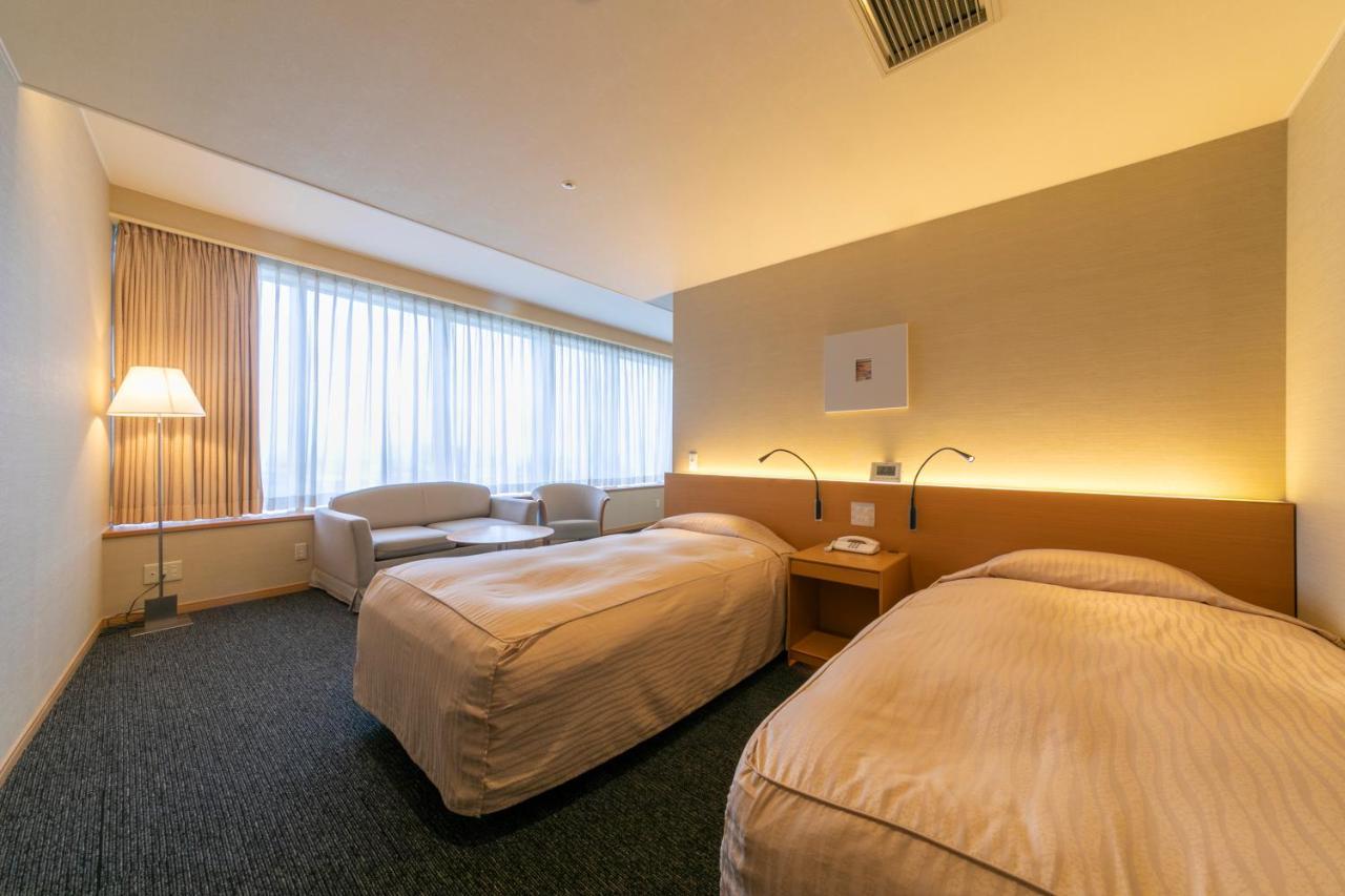 Hotel Landmark Γουακαγιάμα Εξωτερικό φωτογραφία